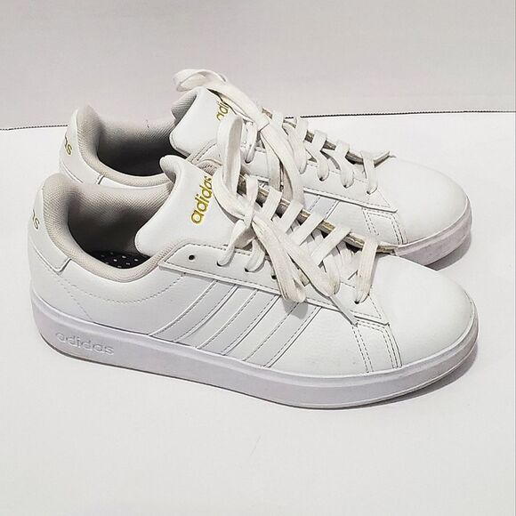 Adidas Triple White Men's Grand Court 2.0 Shoe Size 6.5 - Picture 1 of 4